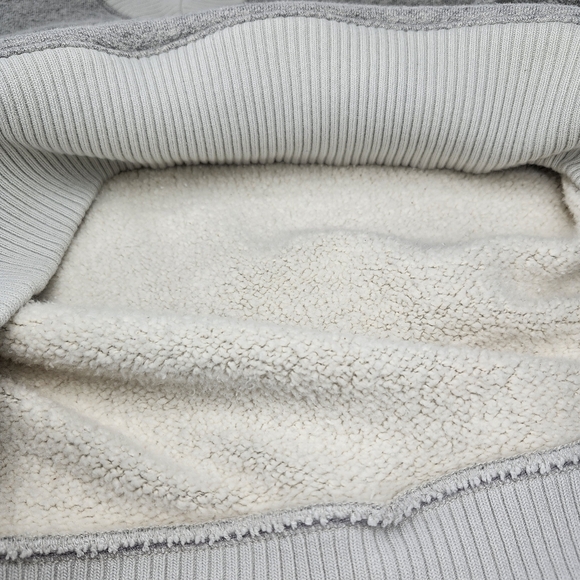 AGOLDE Klara Heather Grey Extended V-Neck Heavyweight Brushed Fleece Sweatshirt - Picture 9 of 12